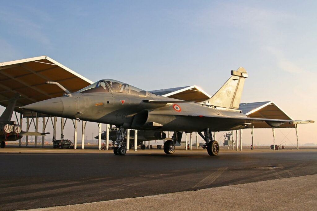 dassault_rafale_c_fighter_jet.jpg