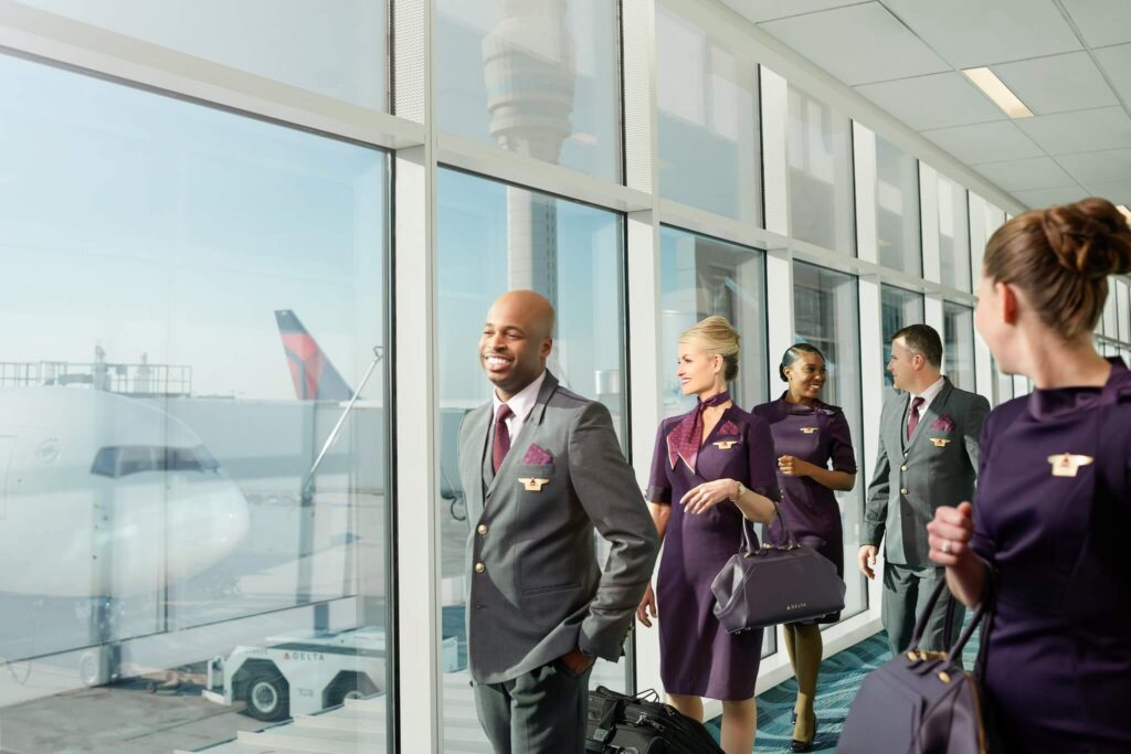 delta_air_lines_flight_attendants_in_uniforms.jpg