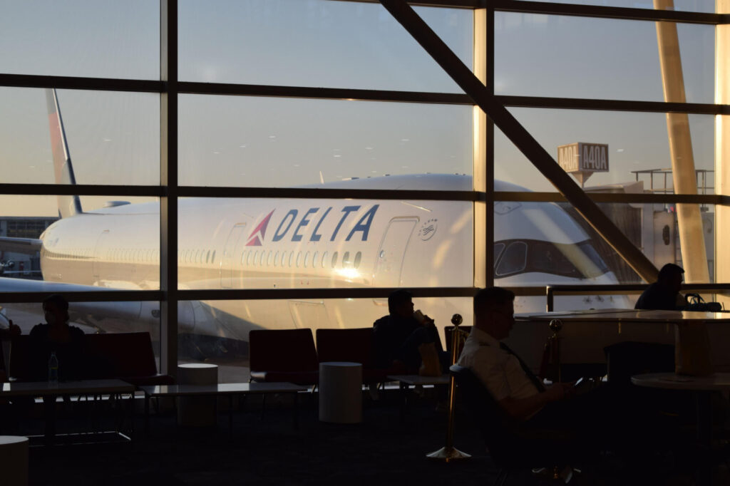 delta_airplane_at_sunset_at_the_gate.jpg