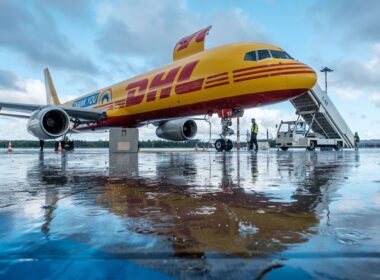 dhl_boeing_757_freighter.jpg