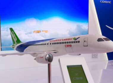 display_model_of_comac_c919_at_moscow_airshow_maks.jpg