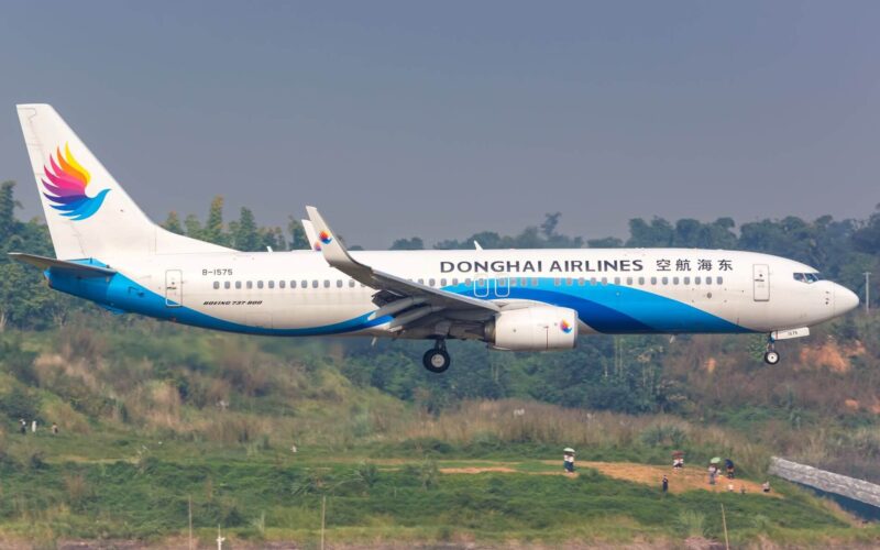 donghai_airlines_737.jpg