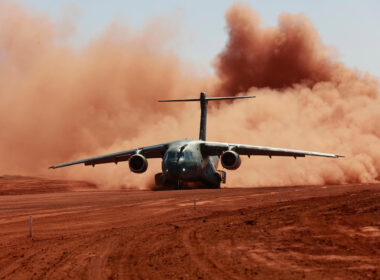 embraer_c-390_unpaved_runway_testing.jpg