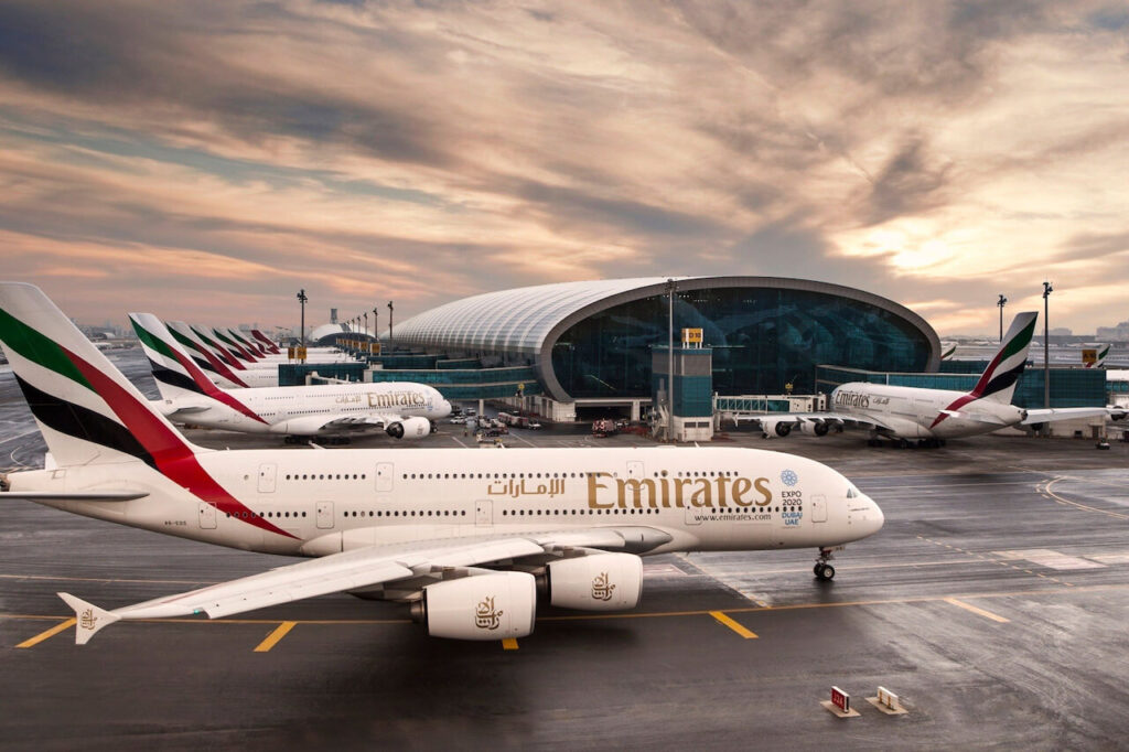 emirates_a380_airport.jpg