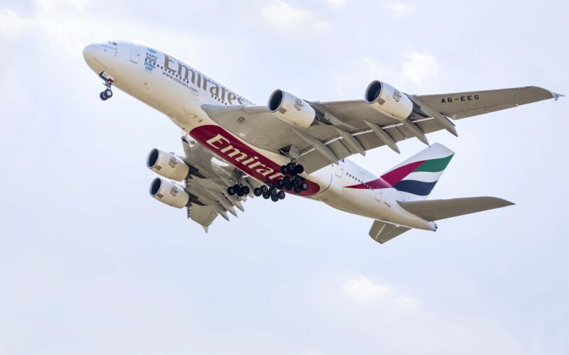 emirates_airbus_a380-4.jpg