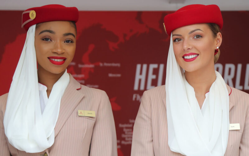 emirates_flight_attendants.jpg