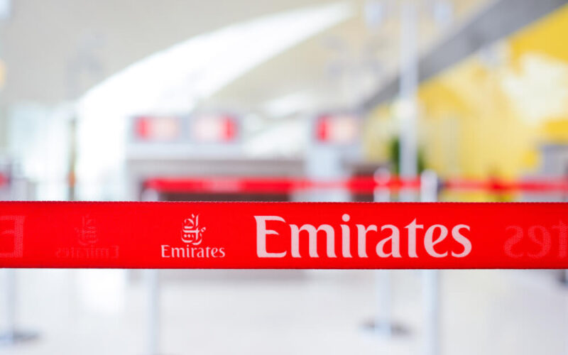 emirates_logo_at_dubai_international_airport_dxb-1.jpg