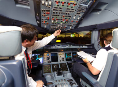 emirates_pilots_in_the_cockpit_of_an_a380.jpg