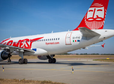 ernest_airlines_airbus_a319_el-fvg_in_kyiv_borispol_airport_kbp.jpg