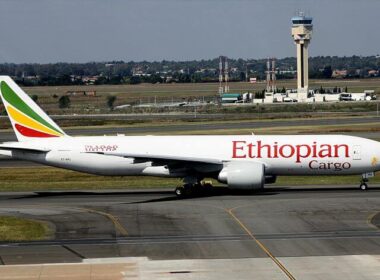 ethiopian_airlines_b777-f6n_et-apu_8614830902-1.jpg