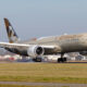 etihad_b787_landing_at_amsterdam_schiphol.jpg