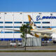 etihad_boeing_787_dreamliner_parked_at_boeing_north_charleston_assembly_site.jpg