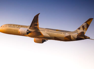 etihad_resumes_beijing_flights.jpg