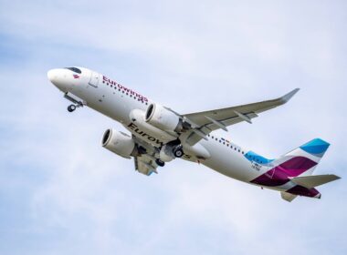 eurowings_1st_a320neo.jpg