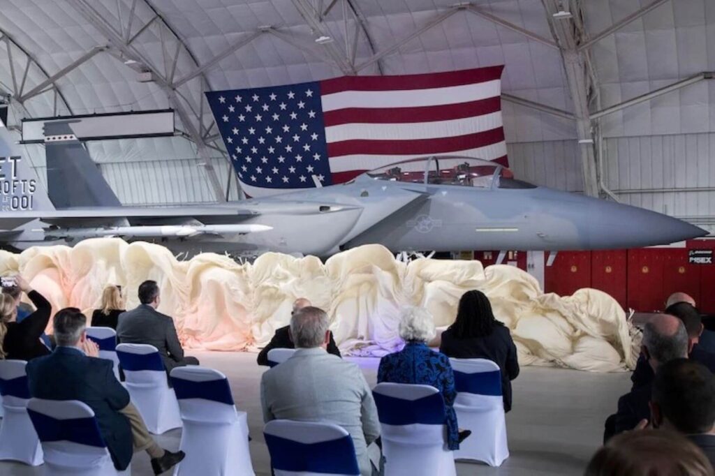 f-15ex_unveiling.jpg