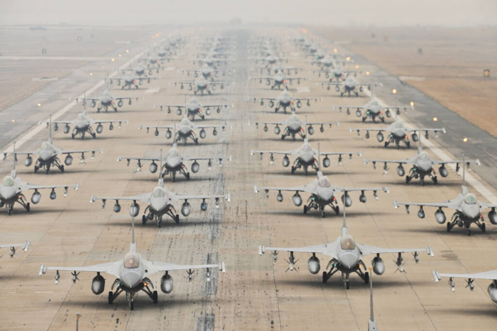 f-16_kunsan_ab_elephant_walk.jpg