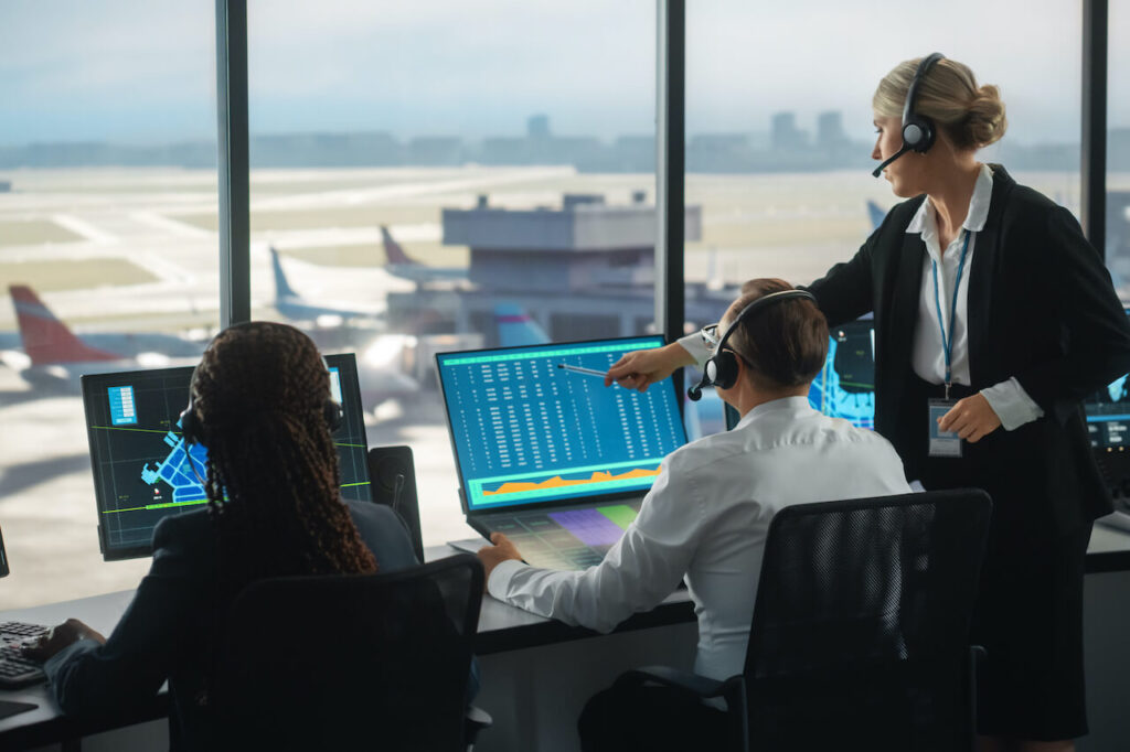 faa_invests_1b_in_air_traffic_control_systems.jpg