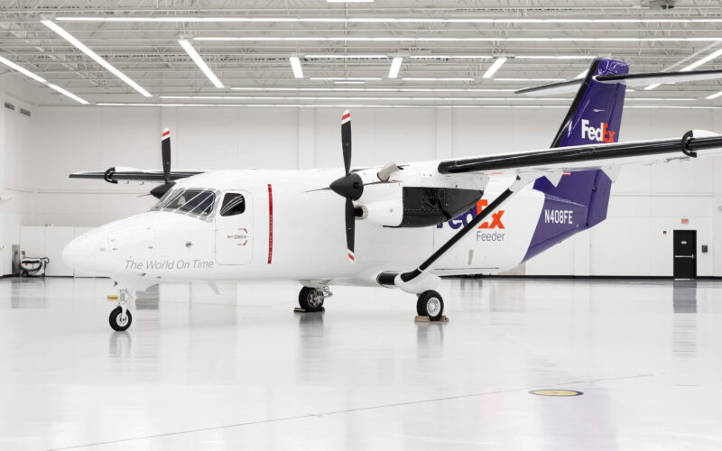 fedex_cessna_skycourier.jpg