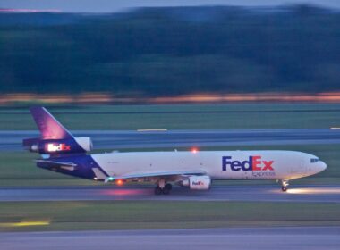 fedex_md-11f_n583fe.jpg