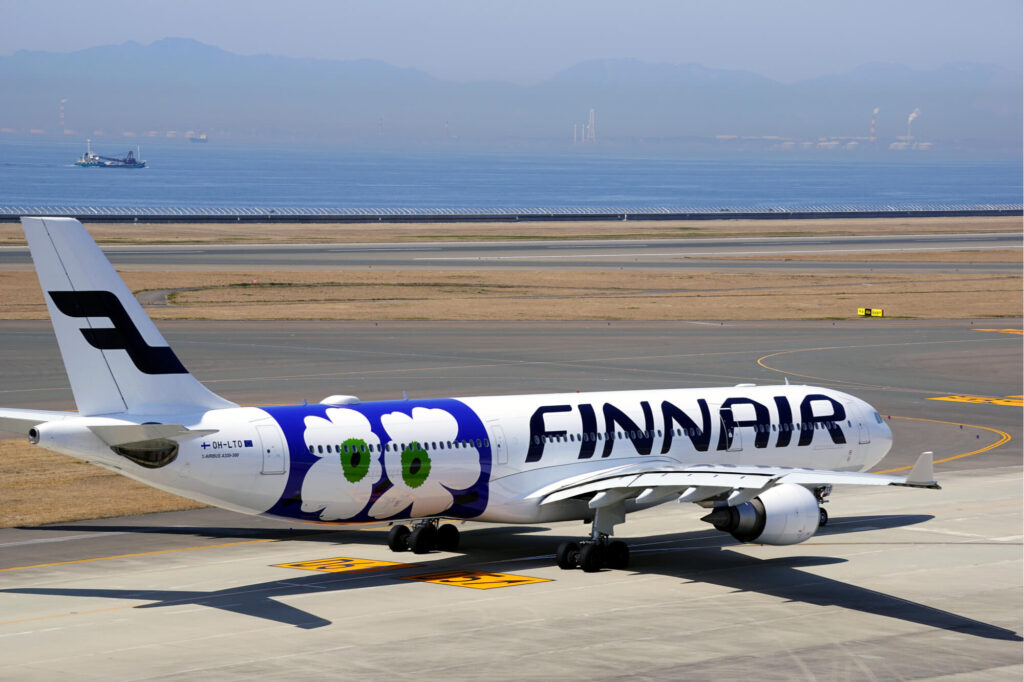 finnair_a330_in_marimekko_livery.jpg