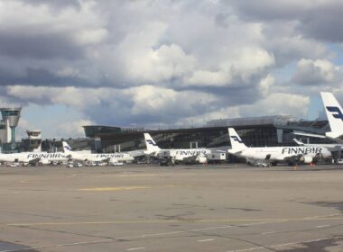 finnair_at_helsinki_airport.jpg