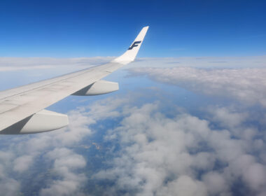 finnair_wingtip_in_the_sky.jpg