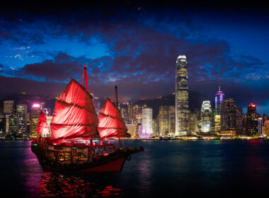 fitch_ratings_warned_hk_travel_restrictions_may_dampen_economic_growth.jpg