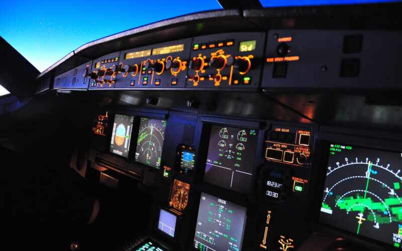 flight_deck_at_night.jpg