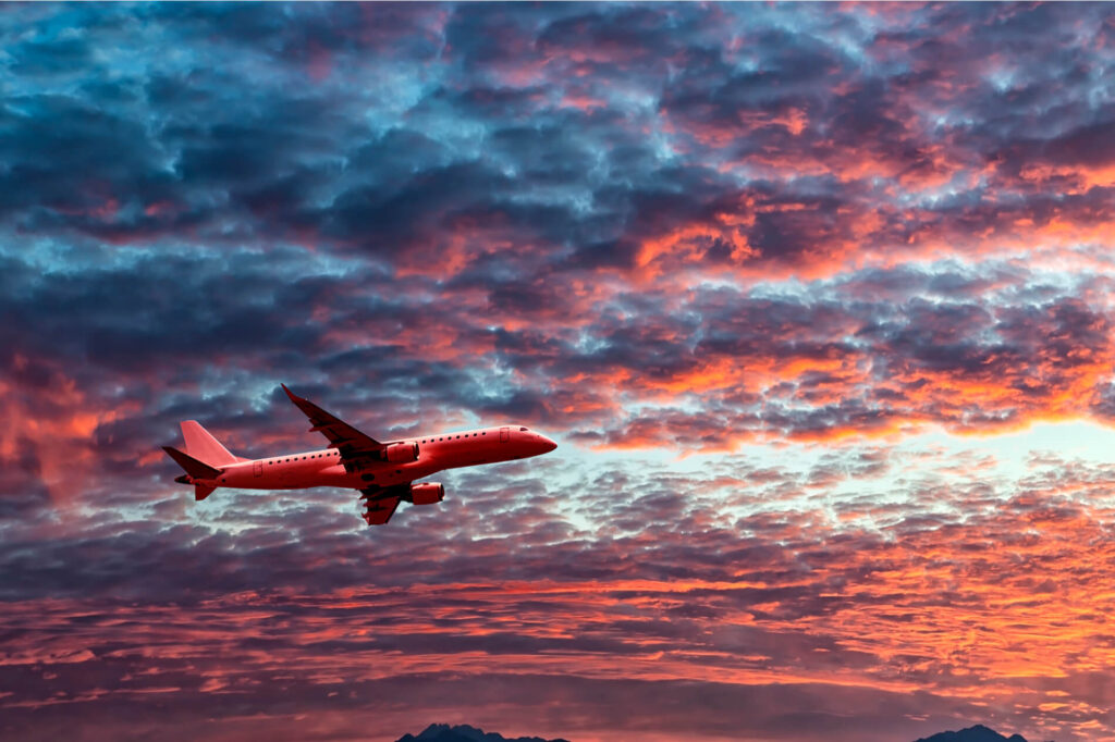 flight_in_dramatic_sky_at_dawn_in_middle_east.jpg