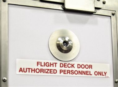 flightdeck_door.jpg