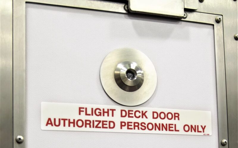 flightdeck_door.jpg