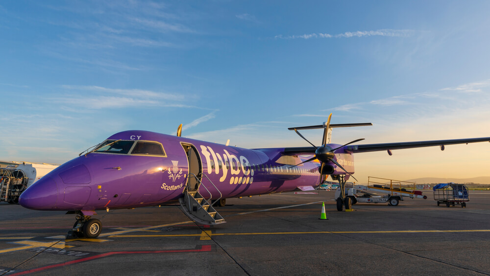 flybe_de_havilland_canada_dash_8_q400_turboprop_at_dublin_airport_dub.jpg