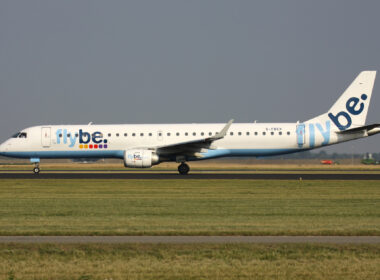 flybe_embraer_195.jpg