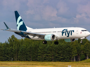 flyr_boeing_737_max_at_oslo_in_norway.jpg