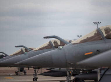 french_air_force_dassault_rafale_pilots.jpg