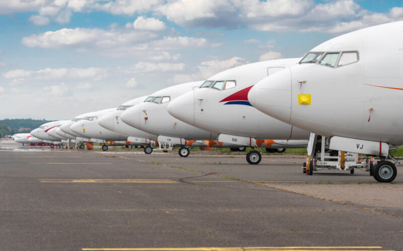 grounded_planes_on_tarmac.jpg