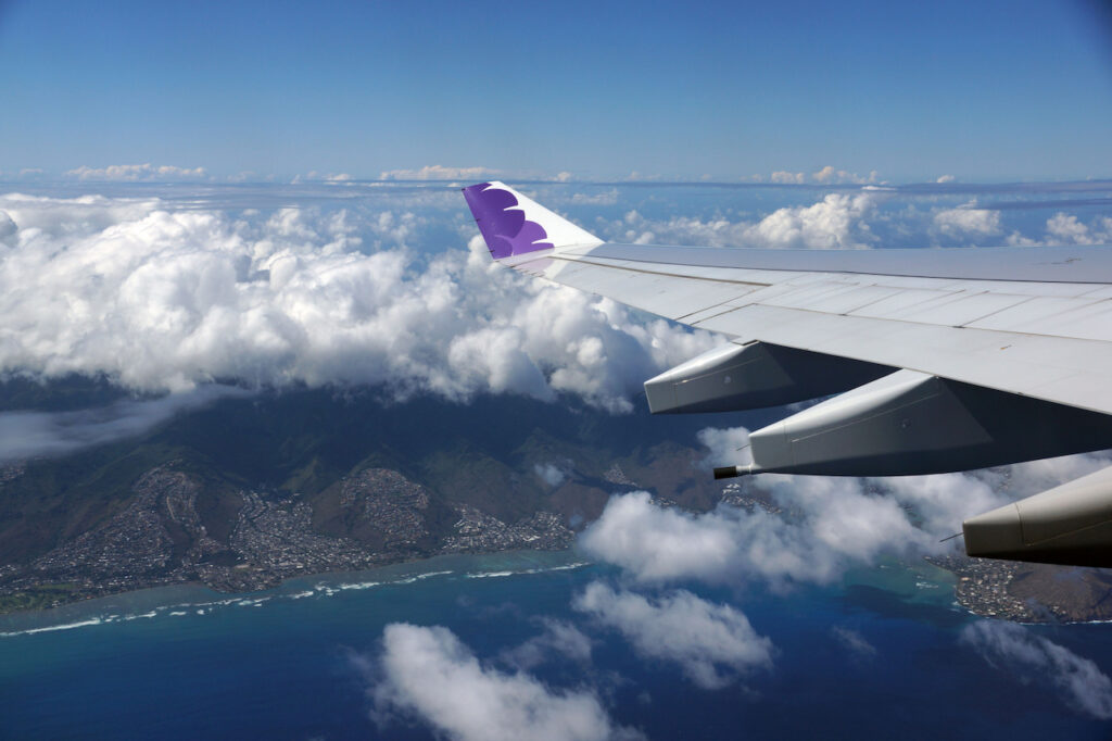 hawaiian airlines overlooking hawaii