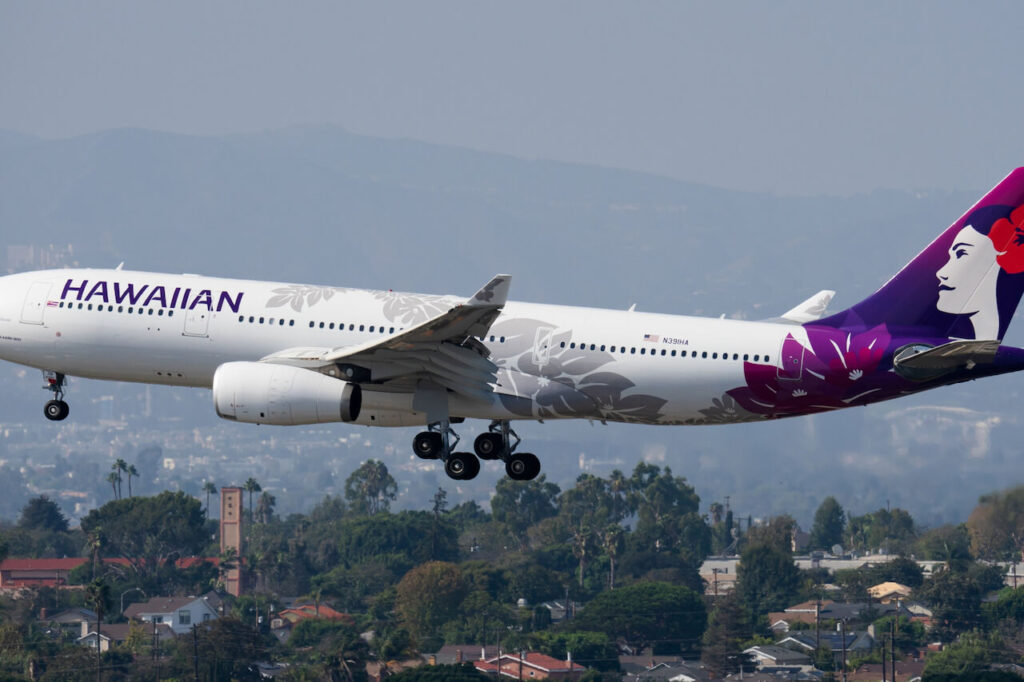 hawaiian_airlines_x_amazon_a330.jpg