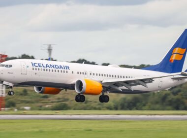 icelandair_737_max.jpg