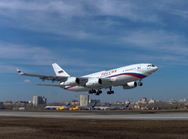 ilyushin_il-96-300_maiden_flight-1.jpg