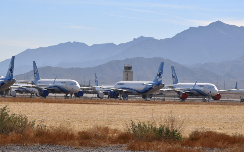 interjet_aircraft_stored.jpg