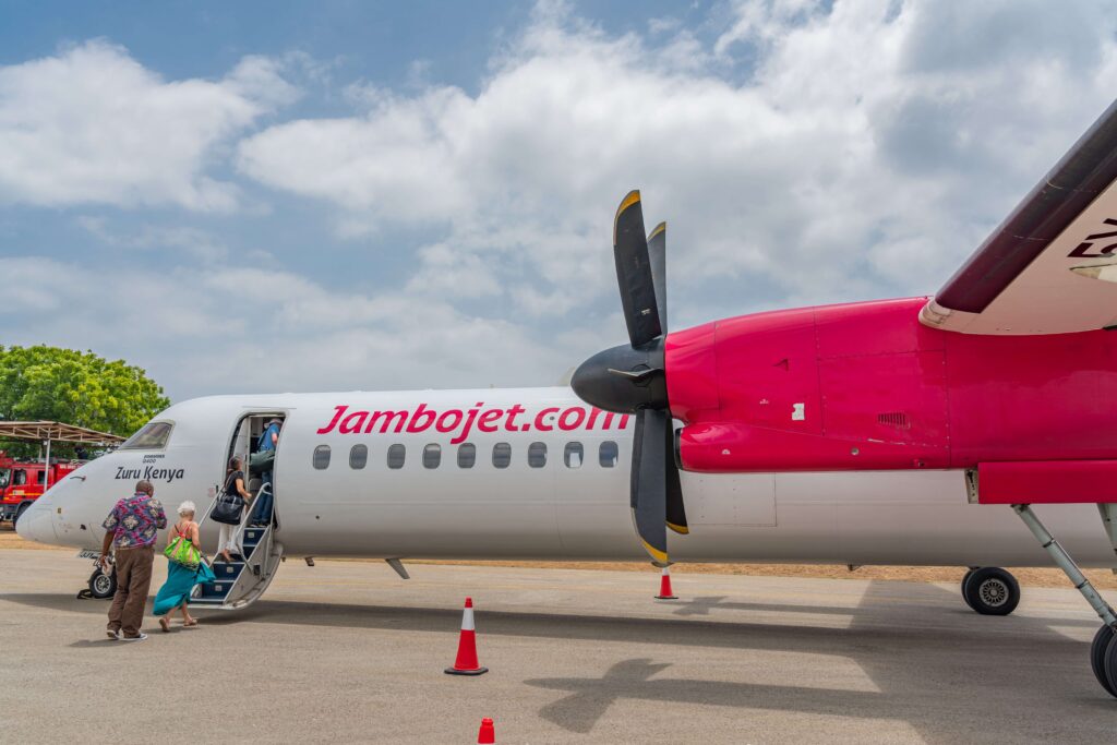 Jambojet aircraft Dash 8