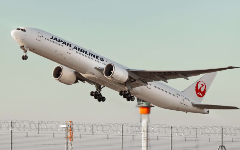 japan_airlines-2.jpg