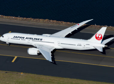 Japan Airlines Boeing 787 Dreamliner