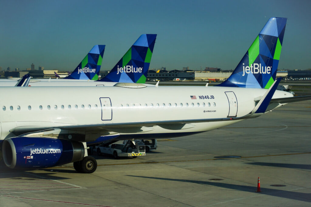 jetblue_aircraft_a321.jpg