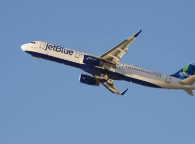 jetblue_plane.jpg