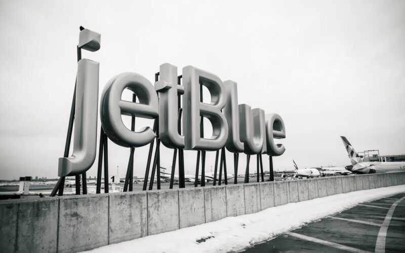 jetblue_sign_at_new_york_john_f._kennedy_airport_jfk.jpg