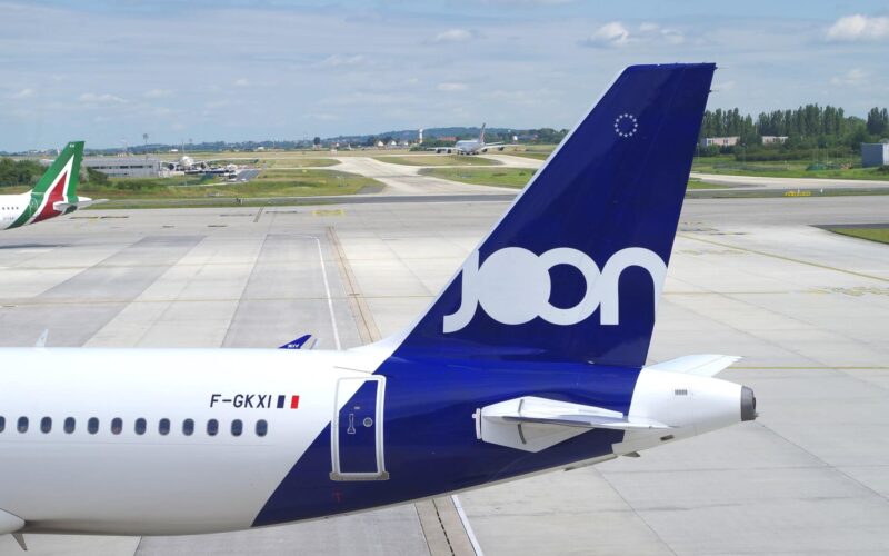 joon_airbus_a320_parked_at_paris_charles_de_gaulle_international_airport.jpg