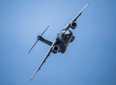 kc-390_in_flight.jpg