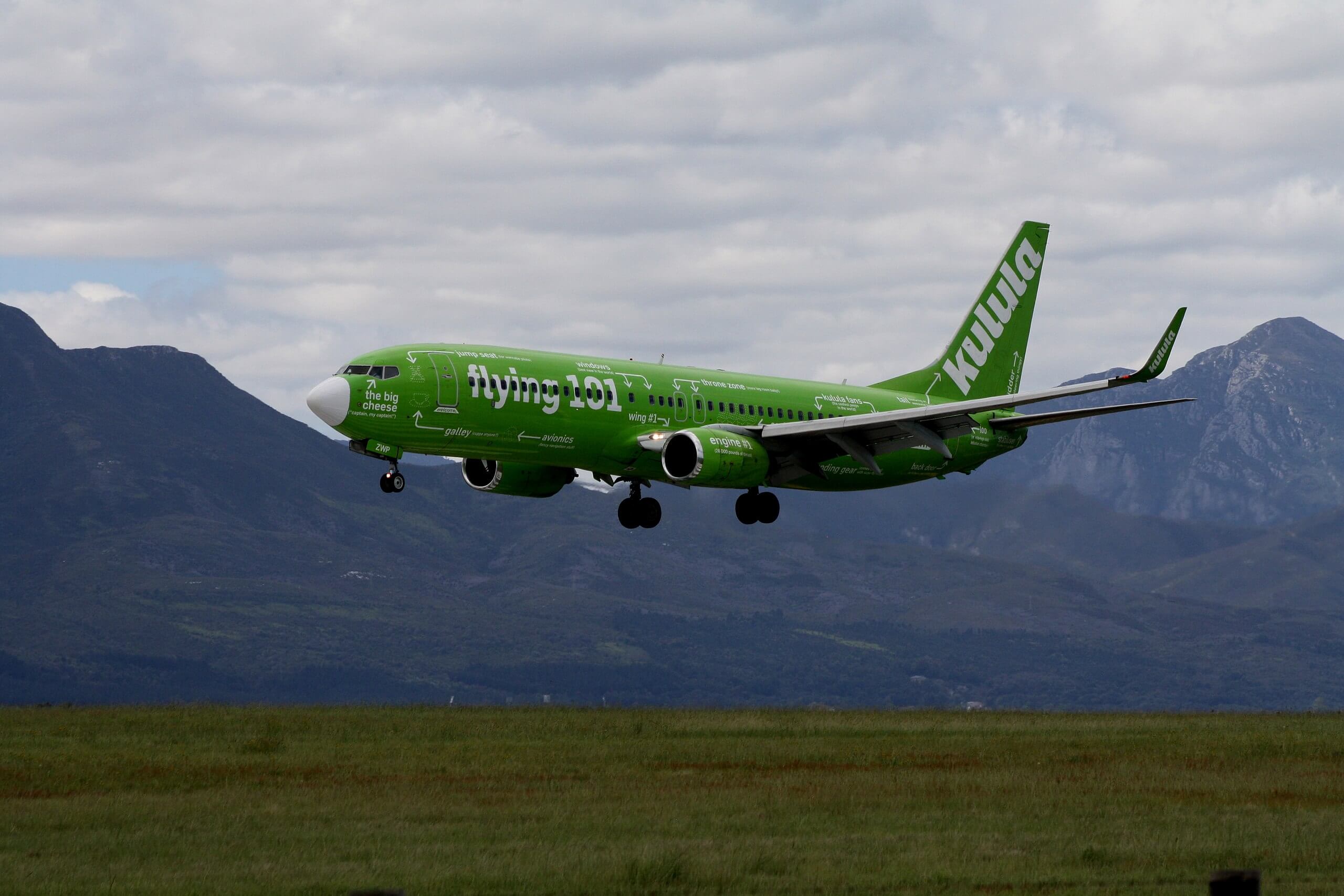 Kulula B737-86N